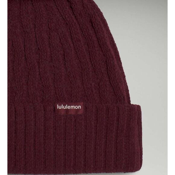 Lululemon Cable Knit Pom Beanie Plum One Size NWT main image 6